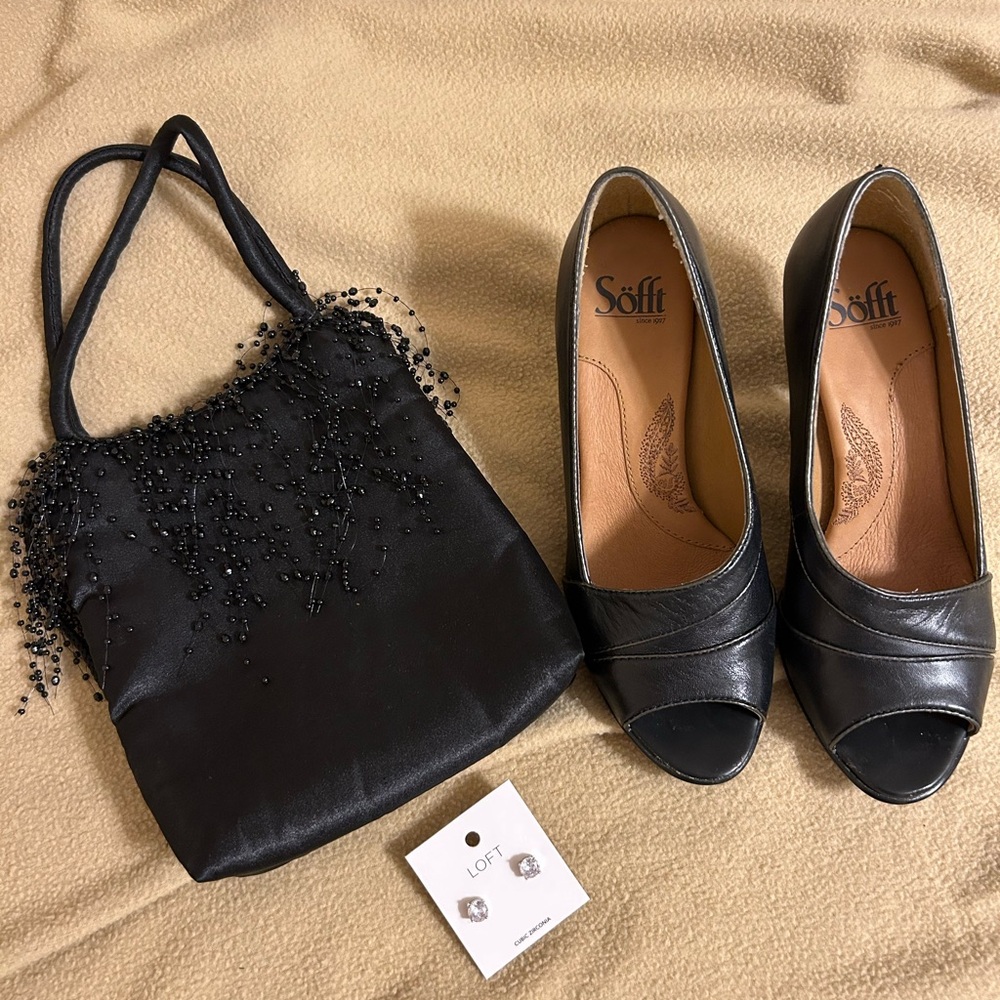 Sofft Black Leather Open Toe Heels Size 7.5 M